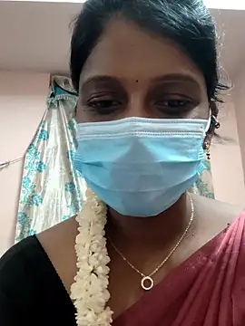Snapshot of Tamil_Hot_Thara chatting on 04.30.26 Tamil Hot Thara online show from 04.30.26