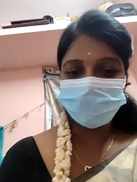 Snapshot of Tamil_Hot_Thara chatting on 05.15.26 Tamil Hot Thara online show from 05.15.26