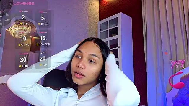 Snapshot of KristinaGriner chatting on 05.20.26 KristinaGriner online show from 05.20.26