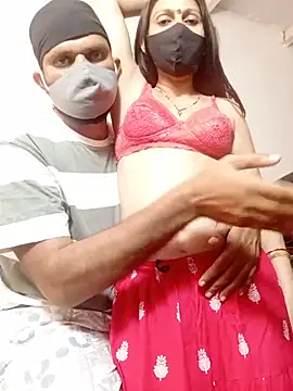 Snapshot of Sexyy_Bhabhi_143 chatting on 06.15.26 Sexyy Bhabhi 143 online show from 06.15.26