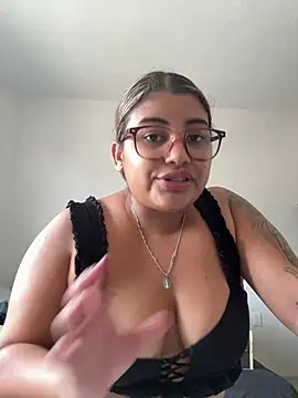 C1N09 online show from 06.15.26
