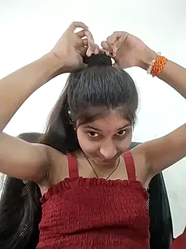 Snapshot of TANU01990 chatting on 04.17.26 TANU01990 online show from 04.17.26