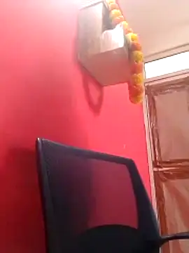 Snapshot of TANU01990 chatting on 05.25.26 TANU01990 online show from 05.25.26