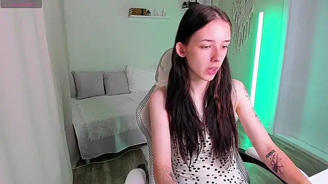 AnnaOddy online show from 06.10.26