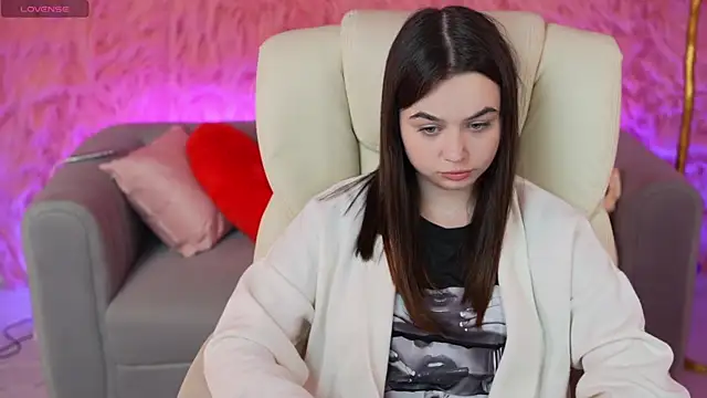 LeslyPeach  online show from 03.27.26