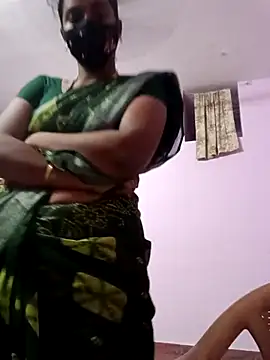 Snapshot of tamilratchasii chatting on 05.03.26 tamilratchasii online show from 05.03.26