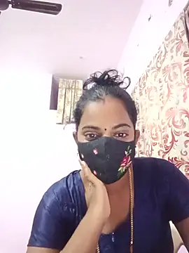 Snapshot of tamilratchasii chatting on 05.22.26 tamilratchasii online show from 05.22.26