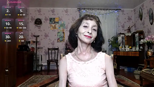 Snapshot of Shooting-Star- chatting on 05.03.26 Shooting-Star- online show from 05.03.26