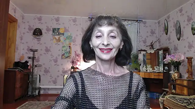Snapshot of Shooting-Star- chatting on 05.17.26 Shooting-Star- online show from 05.17.26
