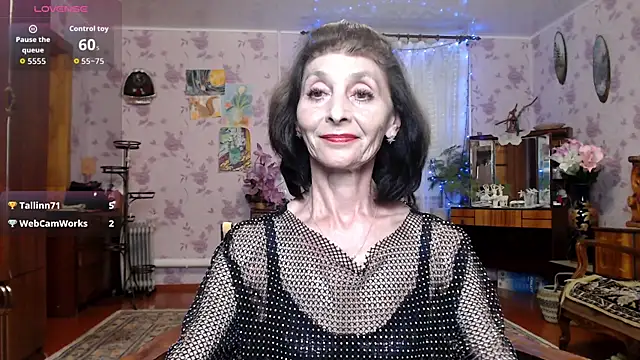 Snapshot of Shooting-Star- chatting on 06.01.26 Shooting-Star- online show from 06.01.26