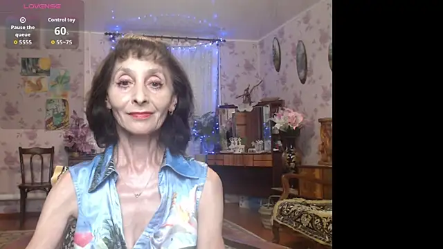 Snapshot of Shooting-Star- chatting on 06.13.26 Shooting-Star- online show from 06.13.26
