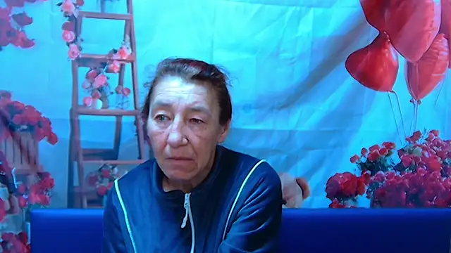 Snapshot of AngelaMolda chatting on 03.28.26 AngelaMolda online show from 03.28.26