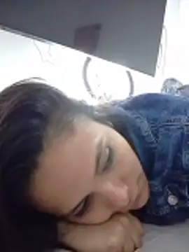 Snapshot of scarletmouse chatting on 03.30.26 scarletmouse online show from 03.30.26