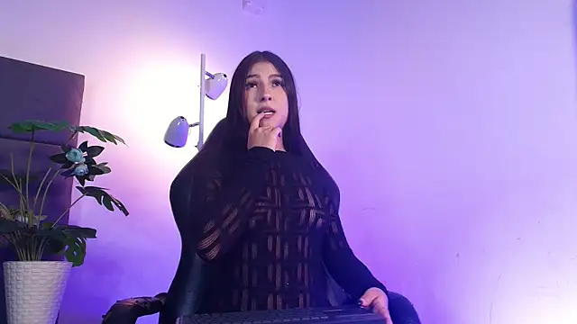Zoee 8 online show from 07.28.26