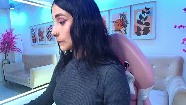 Snapshot of Palmer_foxx chatting on 04.19.26 Palmer foxx online show from 04.19.26