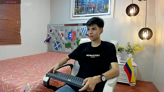 maxim rod online show from 07.15.26