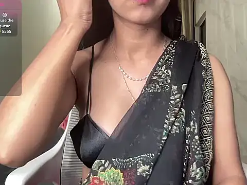 Gorgeous Sarahh online show from 05.15.26