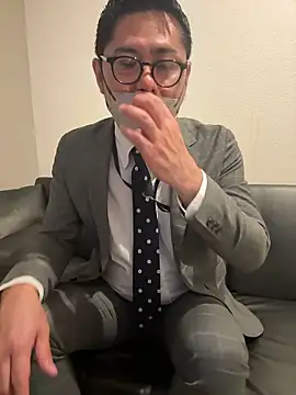 Snapshot of RYUICHI_1919 chatting on 05.20.26 RYUICHI 1919 online show from 05.20.26