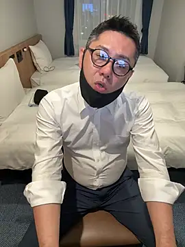 Snapshot of RYUICHI_1919 chatting on 05.26.26 RYUICHI 1919 online show from 05.26.26