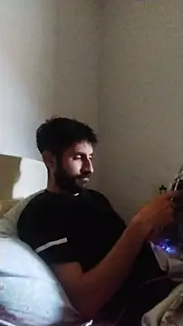 Snapshot of hornyturkishboy1994 chatting on 04.24.26 hornyturkishboy1994 online show from 04.24.26