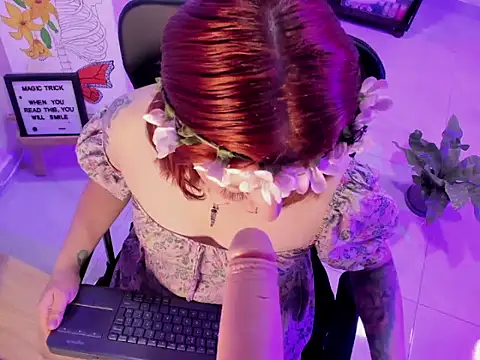 julieta alveez online show from 04.22.26