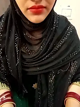 Snapshot of Miss_Noor__ chatting on 04.14.26 Miss Noor online show from 04.14.26