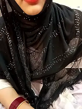 Snapshot of Miss_Noor__ chatting on 04.15.26 Miss Noor online show from 04.15.26