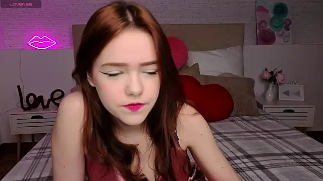 Snapshot of Melissa_me0w chatting on 04.11.26 Melissa me0w online show from 04.11.26