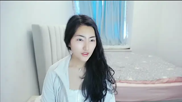 Snapshot of A--zi chatting on 03.29.26 A--zi online show from 03.29.26