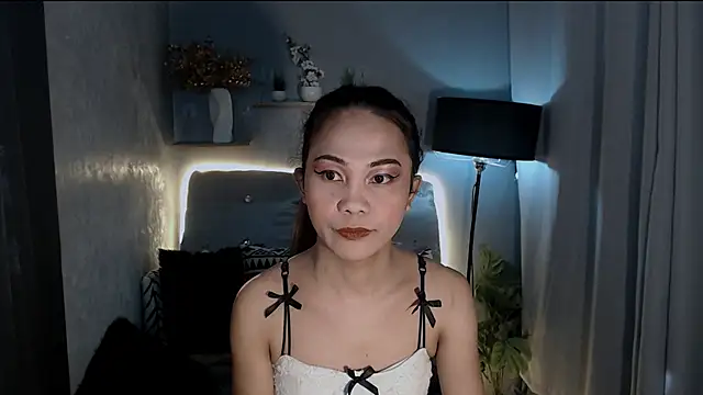 Snapshot of VeronicaFoxxxx chatting on 04.28.26 VeronicaFoxxxx online show from 04.28.26