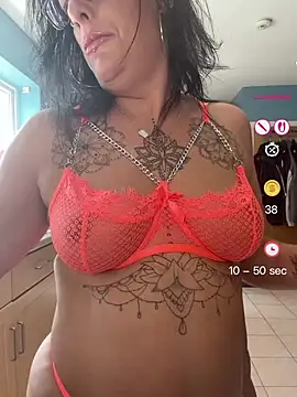 Snapshot of IvyBelleMilf chatting on 06.09.26 IvyBelleMilf online show from 06.09.26