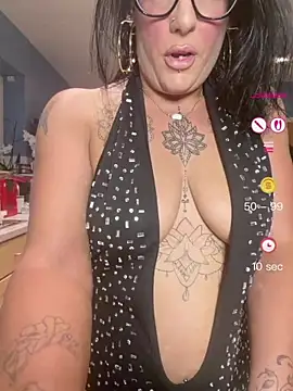 Snapshot of IvyBelleMilf chatting on 06.28.26 IvyBelleMilf online show from 06.28.26