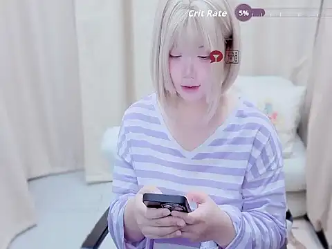 Snapshot of MiMi-smallmimi chatting on 06.10.26 MiMi-smallmimi online show from 06.10.26