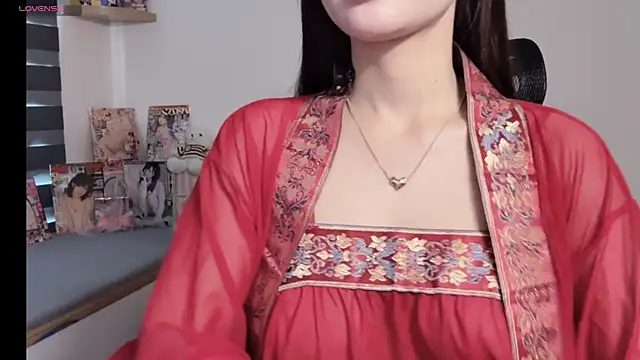 Reina Sweet online show from 05.06.26