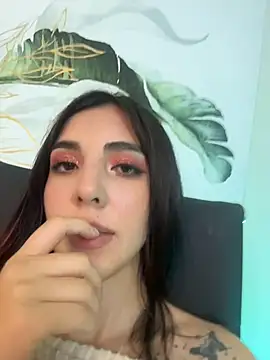 crystal arlette  online show from 07.28.26