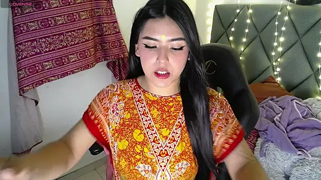 Snapshot of devika_kumar chatting on 04.25.26 devika kumar online show from 04.25.26