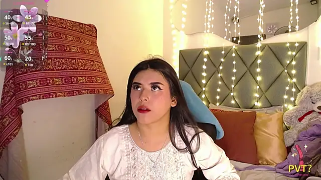 Snapshot of devika_kumar chatting on 04.27.26 devika kumar online show from 04.27.26