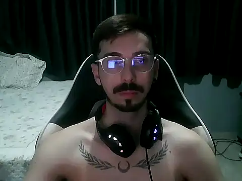 Snapshot of magrinhosafe1 chatting on 03.29.26 magrinhosafe1 online show from 03.29.26