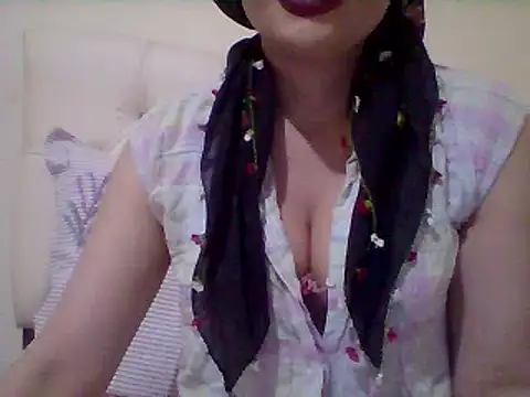 Snapshot of busex25 chatting on 05.01.26 busex25 online show from 05.01.26