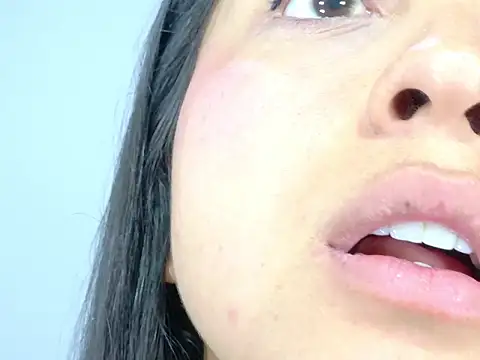 LeticiaVisconti online show from 03.31.26