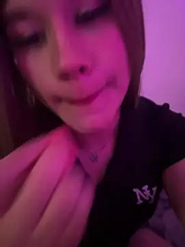 Snapshot of Cata_deoun chatting on 05.18.26 Cata deoun online show from 05.18.26