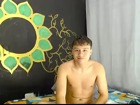 Boy Lovely18 online show from 03.30.26