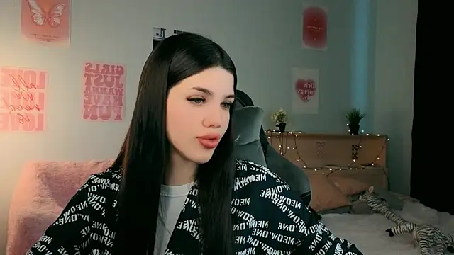 molly rettyy online show from 05.07.26