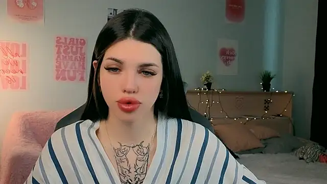 molly rettyy online show from 05.08.26