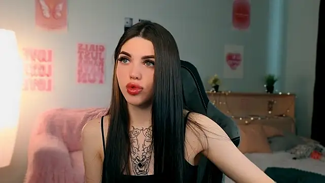 molly rettyy online show from 05.15.26