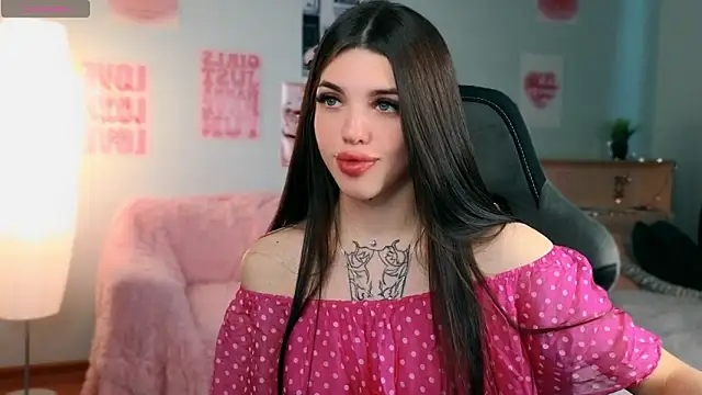 molly rettyy online show from 05.20.26
