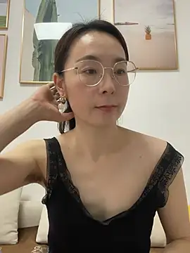 you-520 online show from 07.04.26
