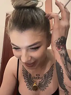 Snapshot of AishaDiamond chatting on 04.01.26 AishaDiamond online show from 04.01.26