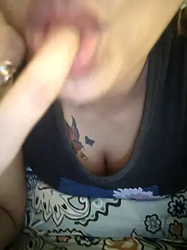 Snapshot of riyaa_sexyy chatting on 07.18.26 riyaa sexyy online show from 07.18.26