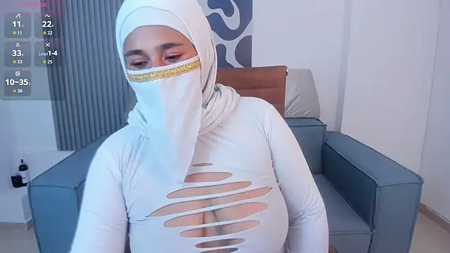Snapshot of Thalia_hala chatting on 05.22.26 Thalia hala online show from 05.22.26